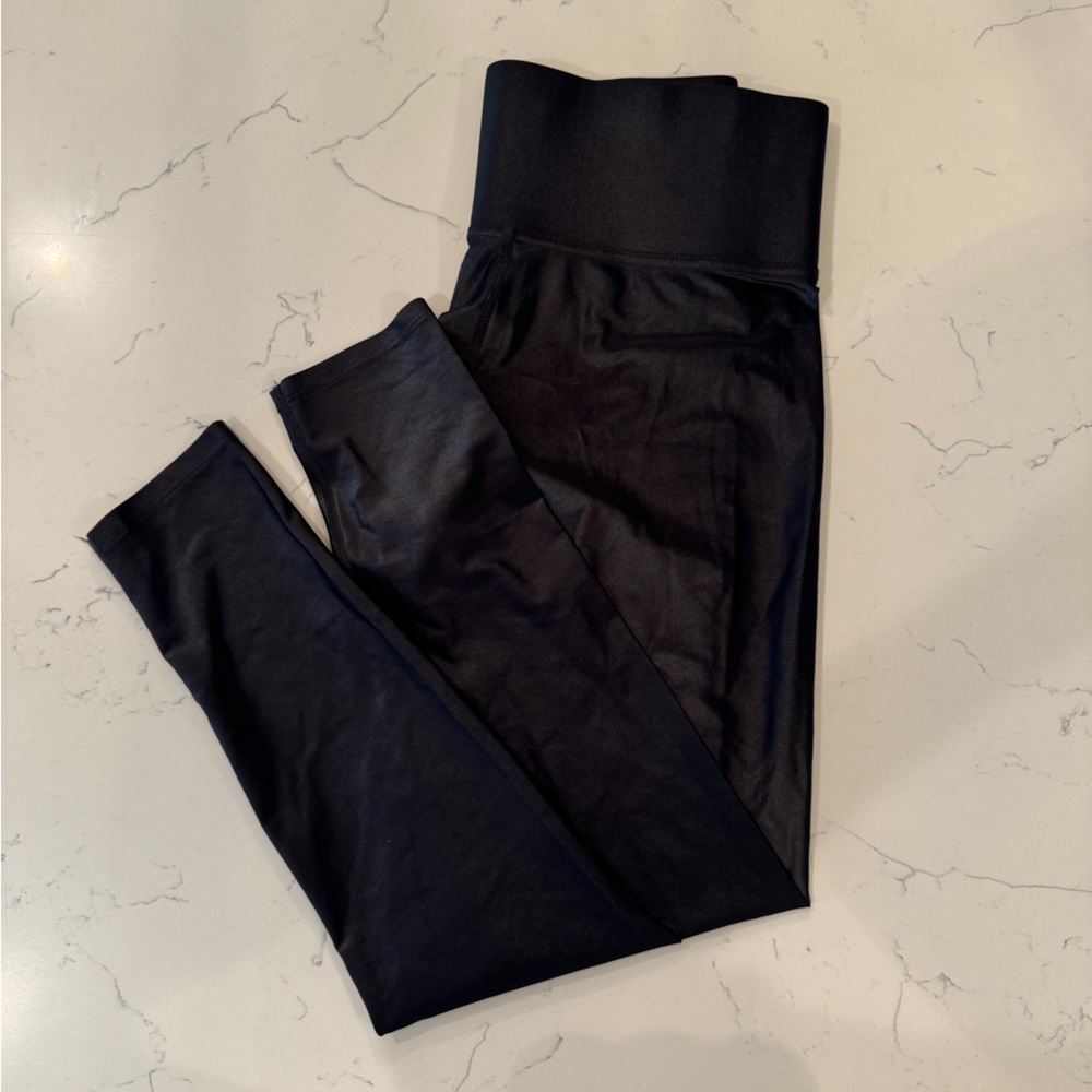 Carbon38 Black High-Waist Leggings